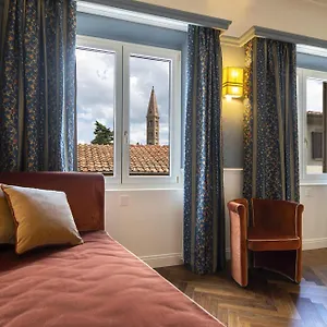 Rivoli Boutique Hotel